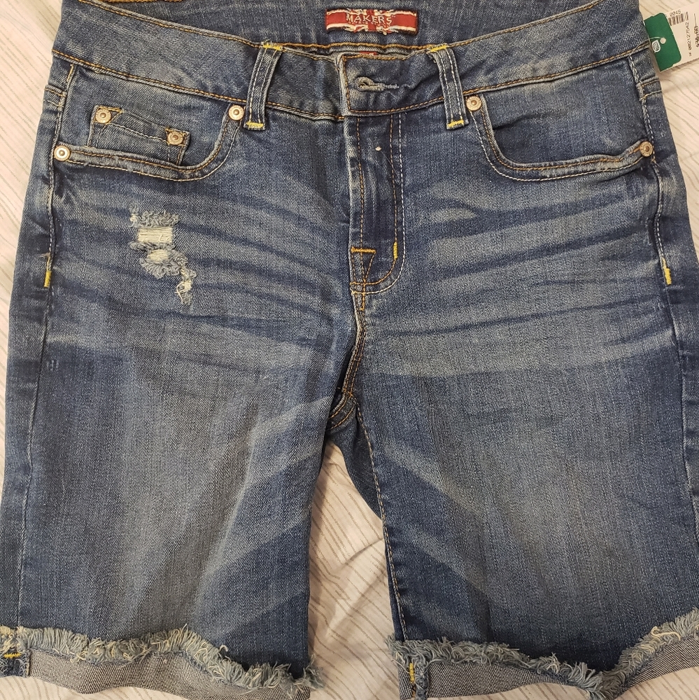 3/$30 NWT Denim Mid Length Shorts